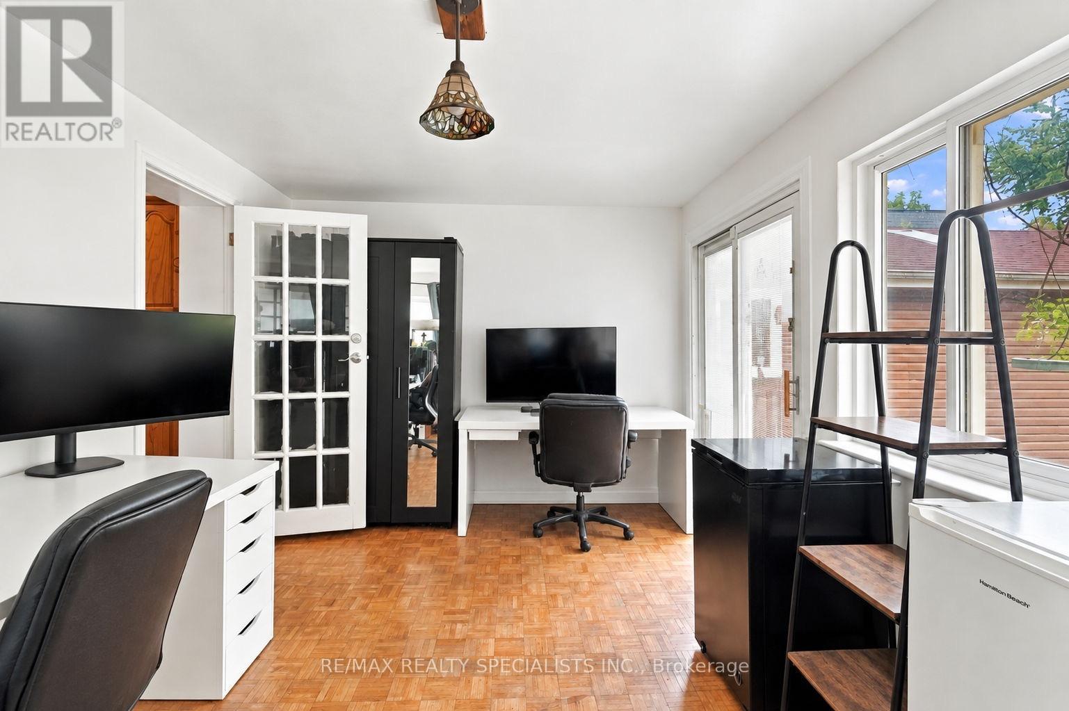 67 Twenty Seventh Street, Toronto, Ontario  M8W 2X2 - Photo 21 - W13816868