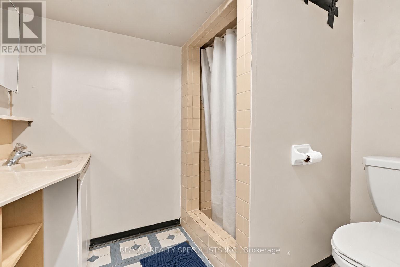 67 Twenty Seventh Street, Toronto, Ontario  M8W 2X2 - Photo 32 - W13816868