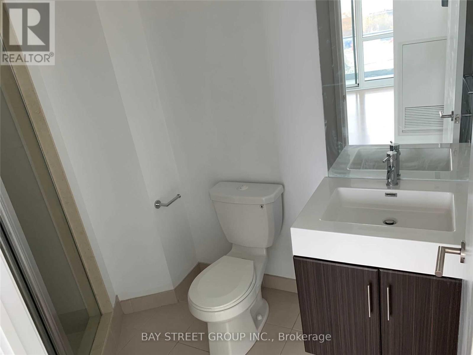 205 - 160 Vanderhoof Avenue, Toronto, Ontario  M4G 0B7 - Photo 17 - C13815882