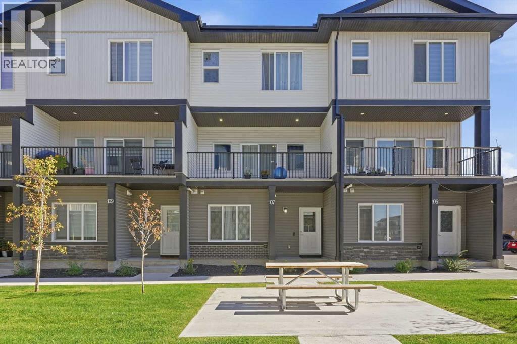 107 Corner Meadows Square NE, Calgary, Alberta  T3N 2N1 - Photo 1 - A2347251