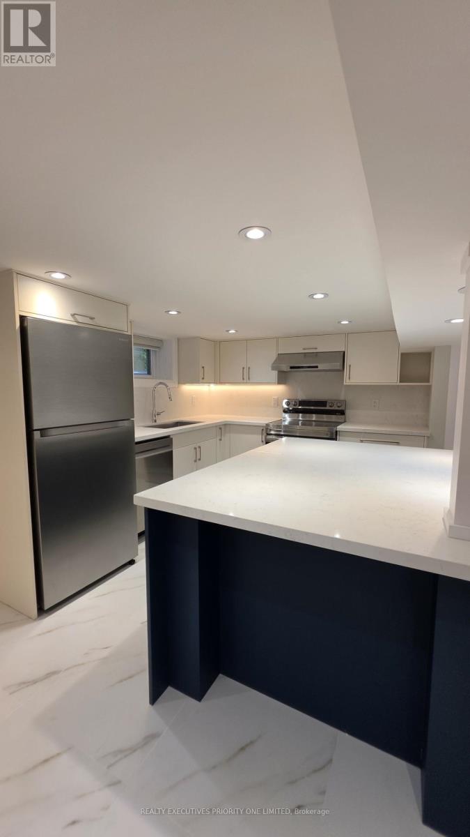 Basement - 10 Lascelles Boulevard, Toronto, Ontario  M4V 2B5 - Photo 17 - C13816532