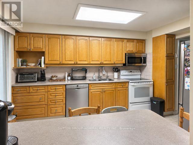 168 Mabley Crescent, Vaughan, Ontario  L4J 2Z8 - Photo 4 - N13812662