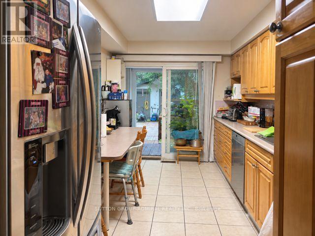 168 Mabley Crescent, Vaughan, Ontario  L4J 2Z8 - Photo 5 - N13812662