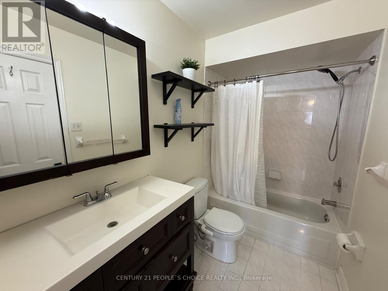 135 Ural Circle, Brampton, Ontario  L6R 1J6 - Photo 31 - W13816586