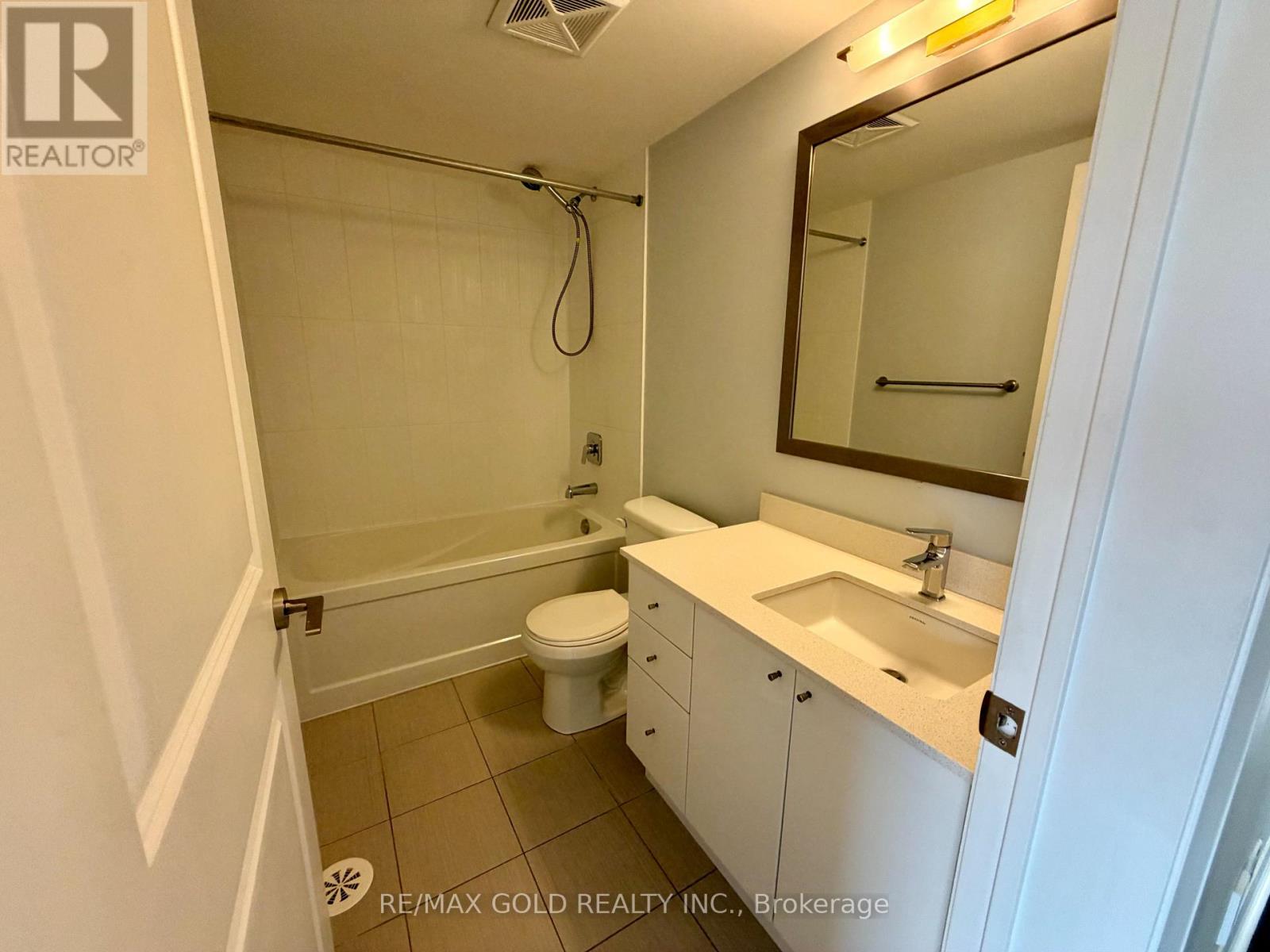 5 - 150 Little Creek Road, Mississauga, Ontario  L5R 0E9 - Photo 17 - W13816348