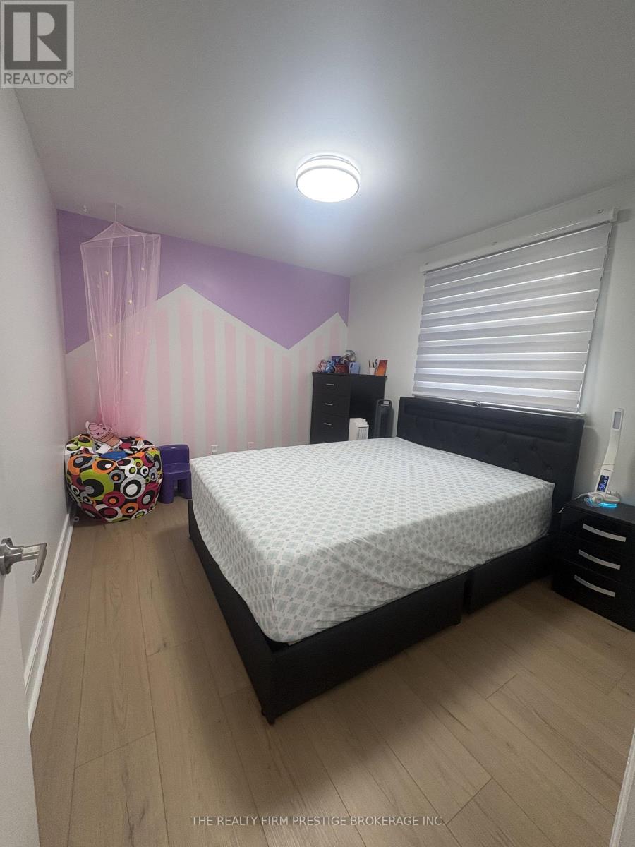 Main/upper - 612 Fox Mill Place, London South (South N), Ontario  N6J 2B2 - Photo 14 - X13816882