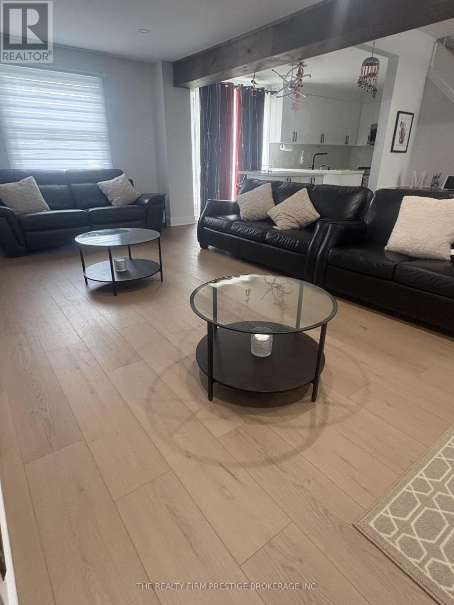Main/upper - 612 Fox Mill Place, London South (South N), Ontario  N6J 2B2 - Photo 3 - X13816882