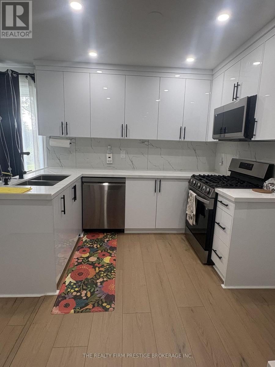 Main/upper - 612 Fox Mill Place, London South (South N), Ontario  N6J 2B2 - Photo 8 - X13816882