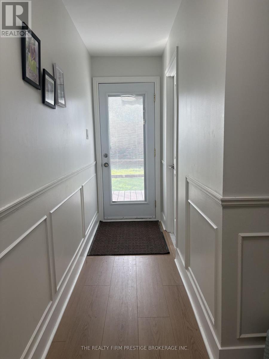 Main/upper - 612 Fox Mill Place, London South (South N), Ontario  N6J 2B2 - Photo 9 - X13816882
