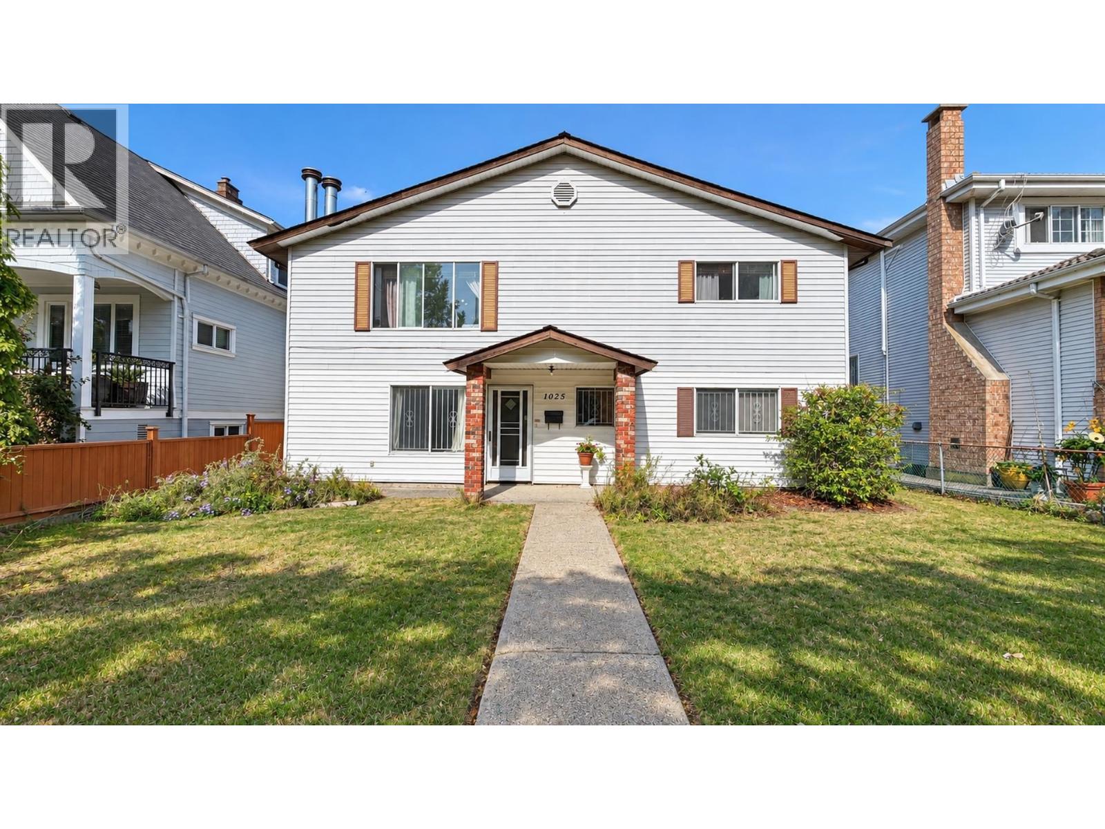 1025 E 22ND AVENUE, Vancouver, British Columbia