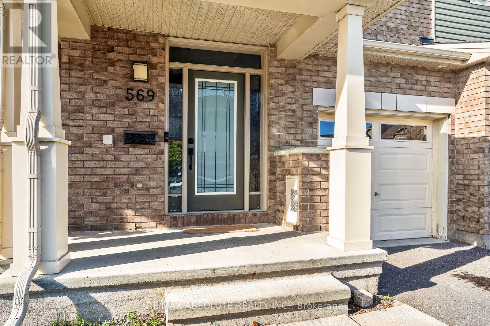 569 Rioja Street, Ottawa, Ontario K2S 0H8 - Photo 2 - X13816952