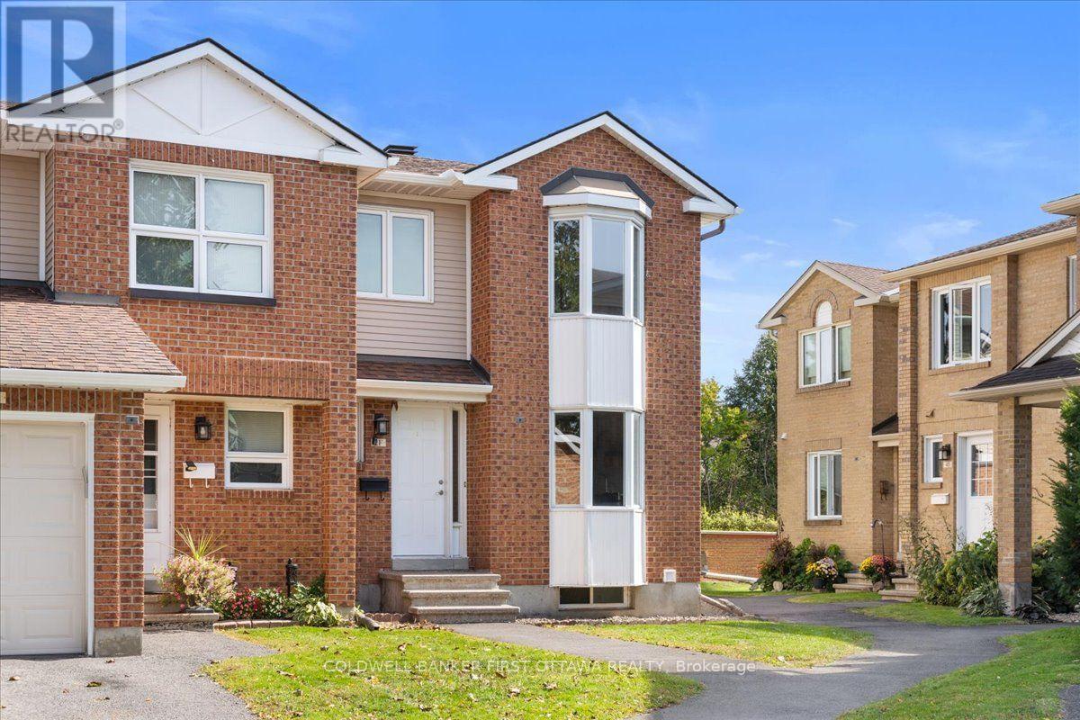 12 - 2f Castlebrook Lane, Ottawa, Ontario