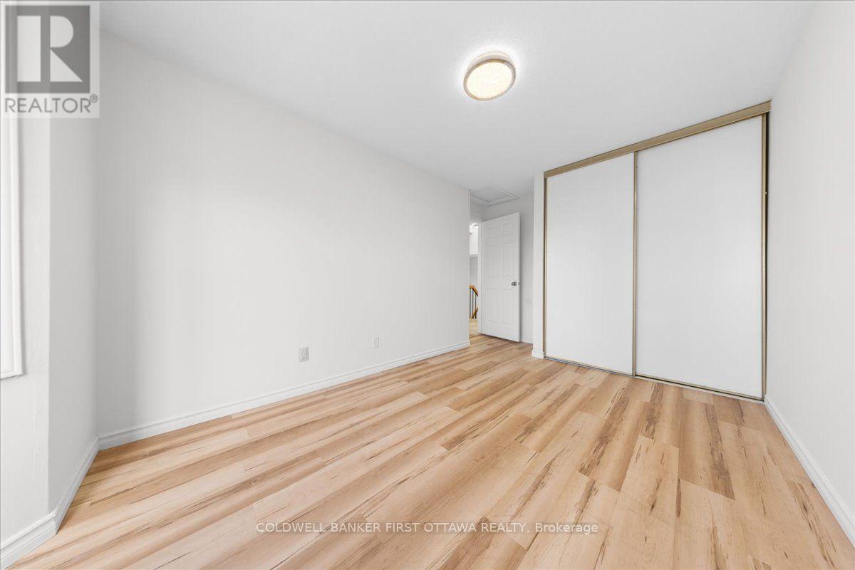 12 - 2f Castlebrook Lane, Ottawa, Ontario  K2G 5E2 - Photo 18 - X13816954