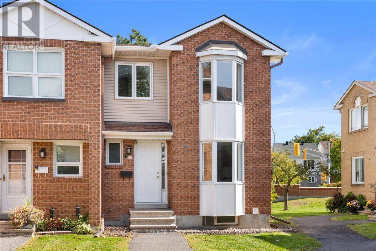 12 - 2f Castlebrook Lane, Ottawa, Ontario K2G 5E2 - Photo 2 - X13816954