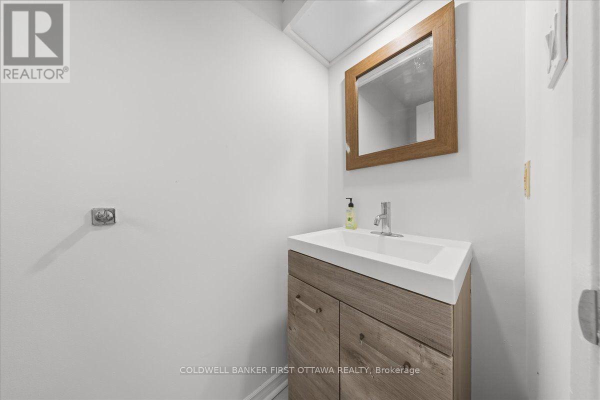 12 - 2f Castlebrook Lane, Ottawa, Ontario K2G 5E2 - Photo 5 - X13816954