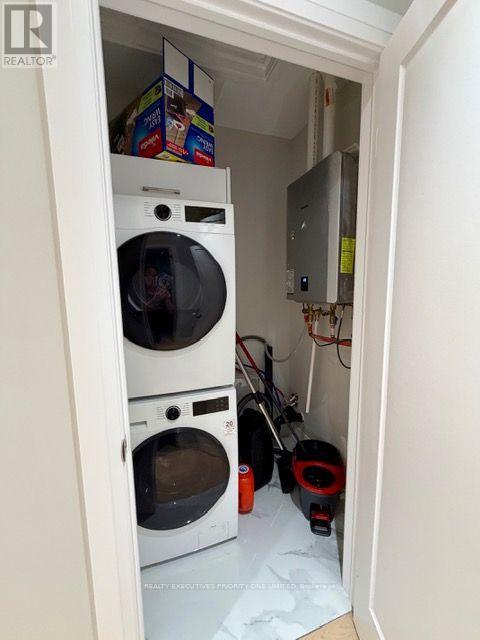 2nd Floor - 10 Lascelles Boulevard, Toronto, Ontario  M4V 2B5 - Photo 22 - C13816944