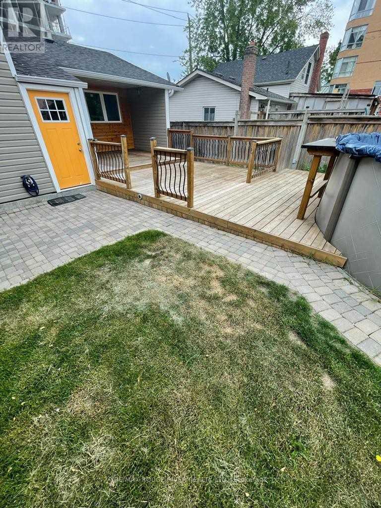 Upper - 131 John Street E, Whitby, Ontario  L1N 2T4 - Photo 26 - E13816908