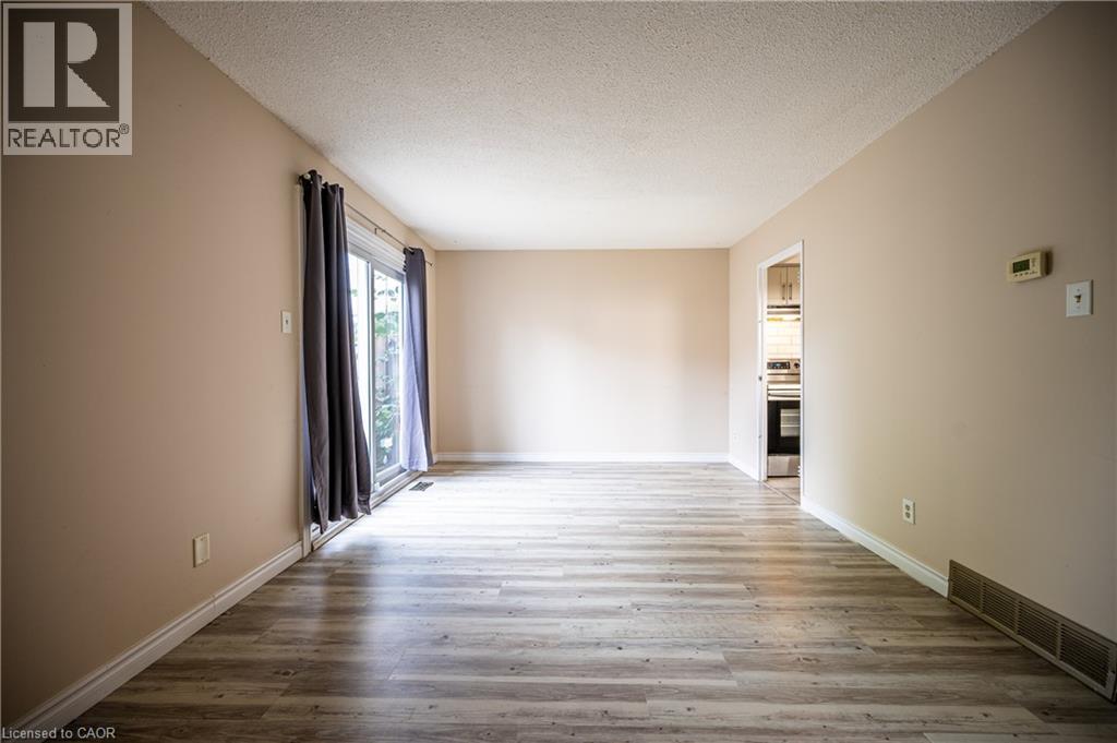 407 Keats Way Unit# 2, Waterloo, Ontario  N2L 5S7 - Photo 14 - 40865128