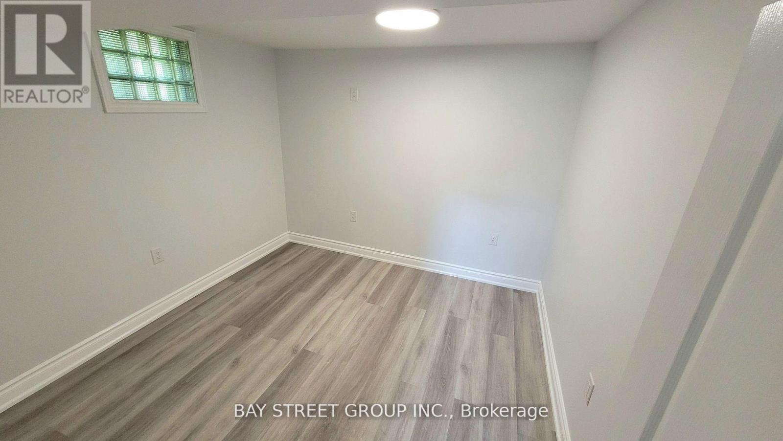 Lower - 37 Sir Bodwin Place, Markham, Ontario  L3P 2X7 - Photo 4 - N13816894