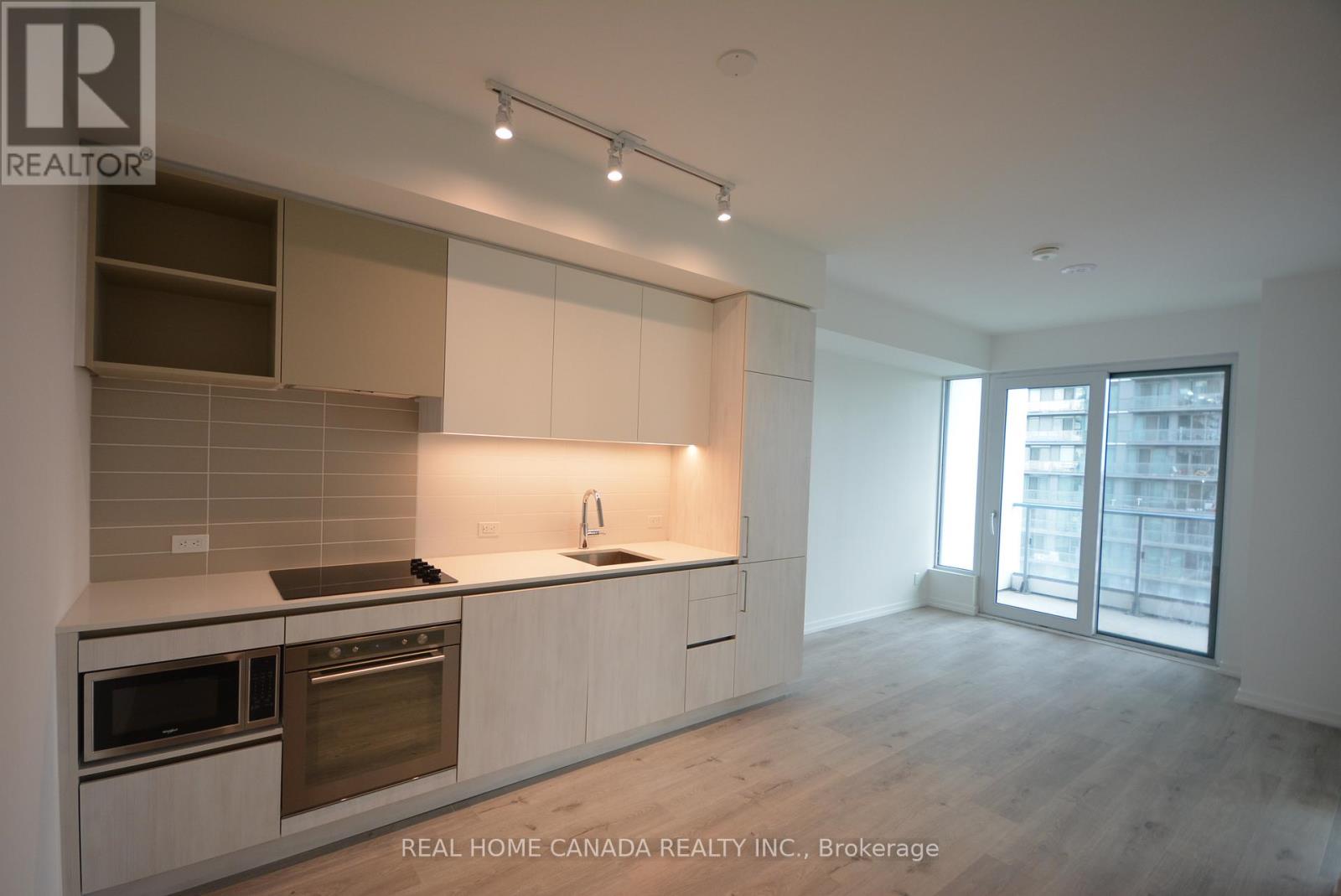 1811 - 7890 Jane Street, Vaughan, Ontario  L4K 0K9 - Photo 2 - N13816920