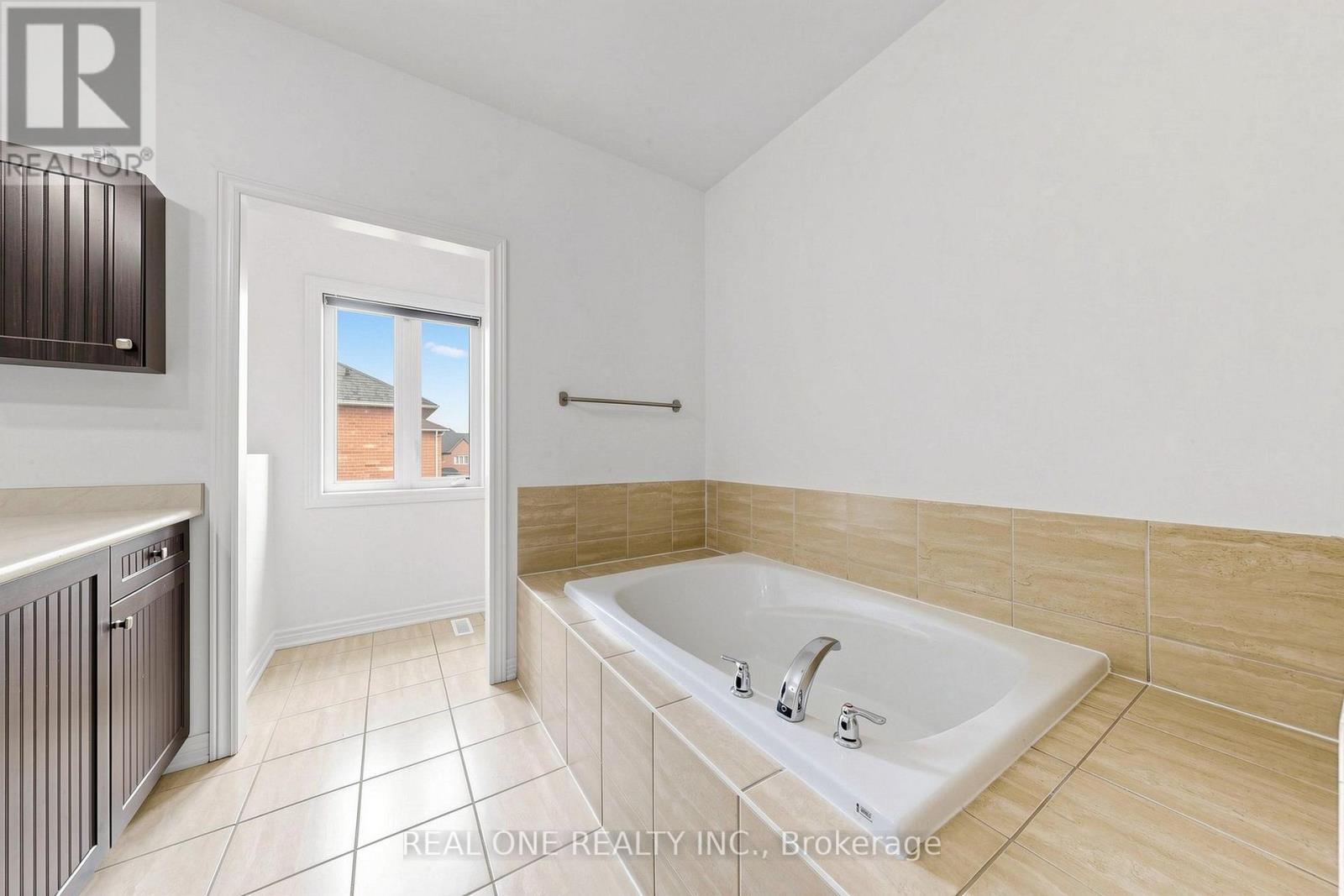 108 Hubner Avenue, Markham, Ontario  L6C 0R5 - Photo 35 - N13816946