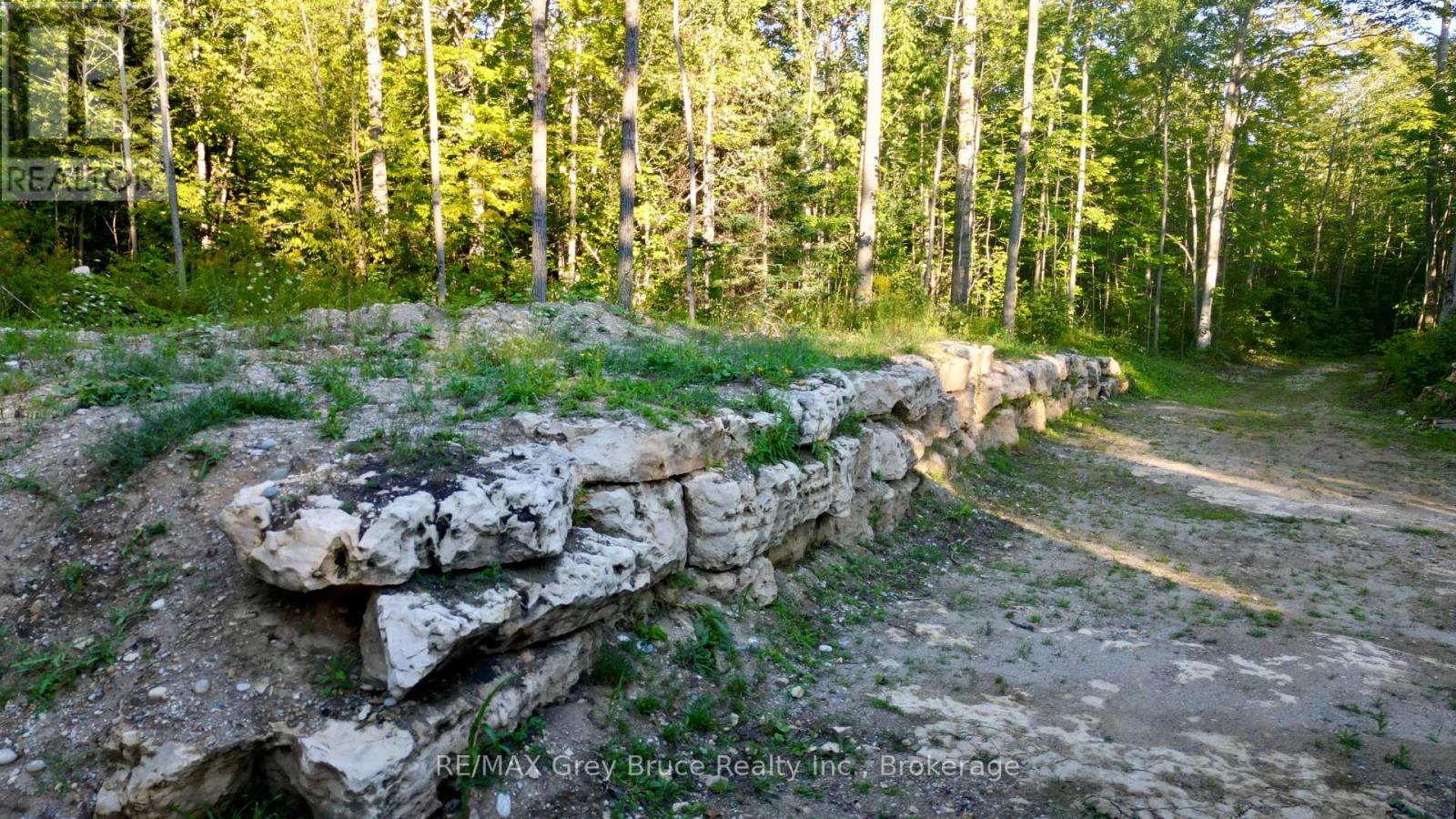 279 Barney's Boulevard, Northern Bruce Peninsula, Ontario  N0H 1Z0 - Photo 17 - X13816906