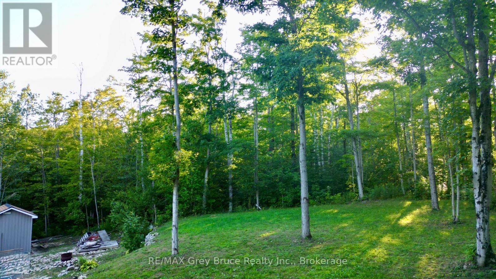 279 Barney's Boulevard, Northern Bruce Peninsula, Ontario  N0H 1Z0 - Photo 30 - X13816906