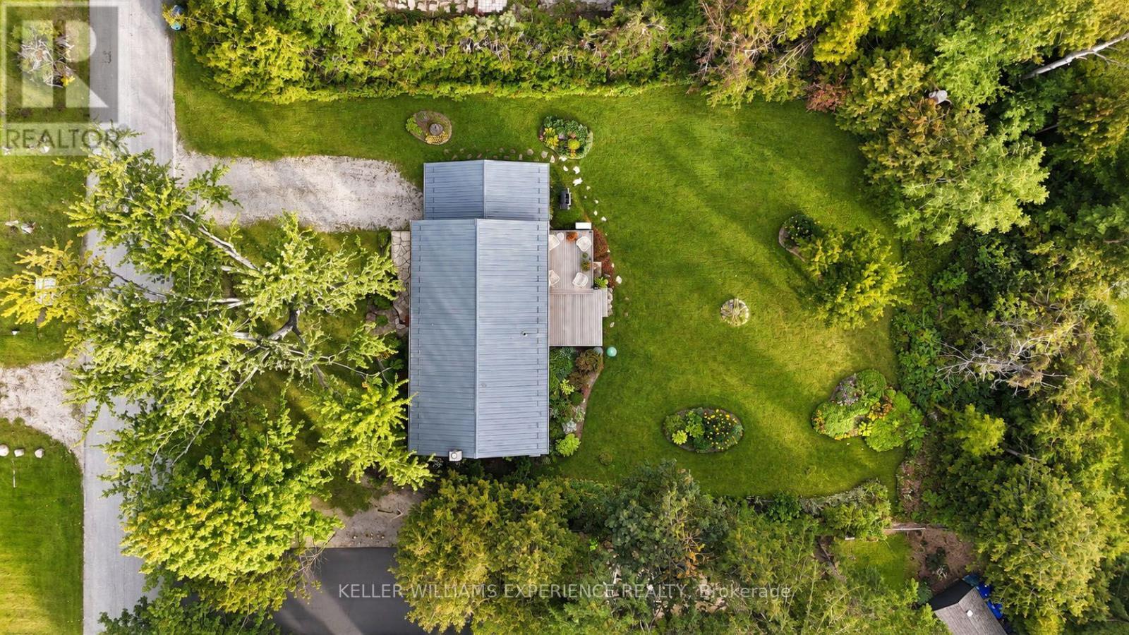 11 Barbara Avenue, Oro-Medonte, Ontario  L0L 2E0 - Photo 37 - S13816610