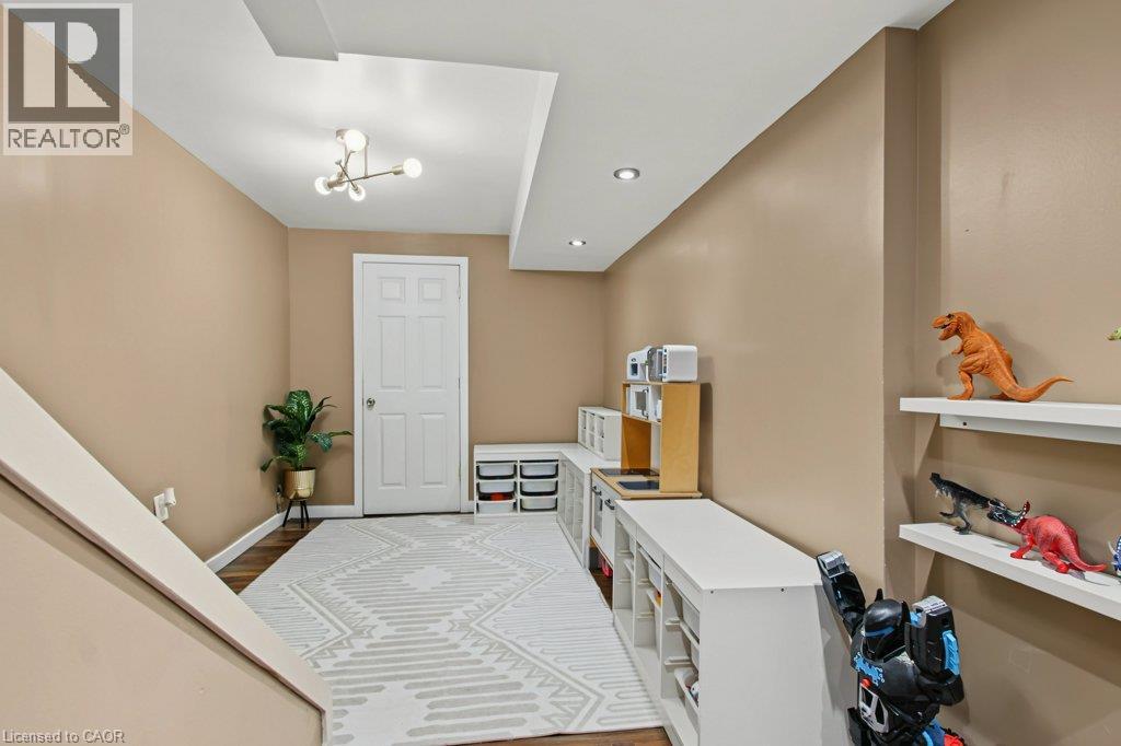 347 Bankside Drive, Kitchener, Ontario  N2N 3K1 - Photo 20 - 40865451