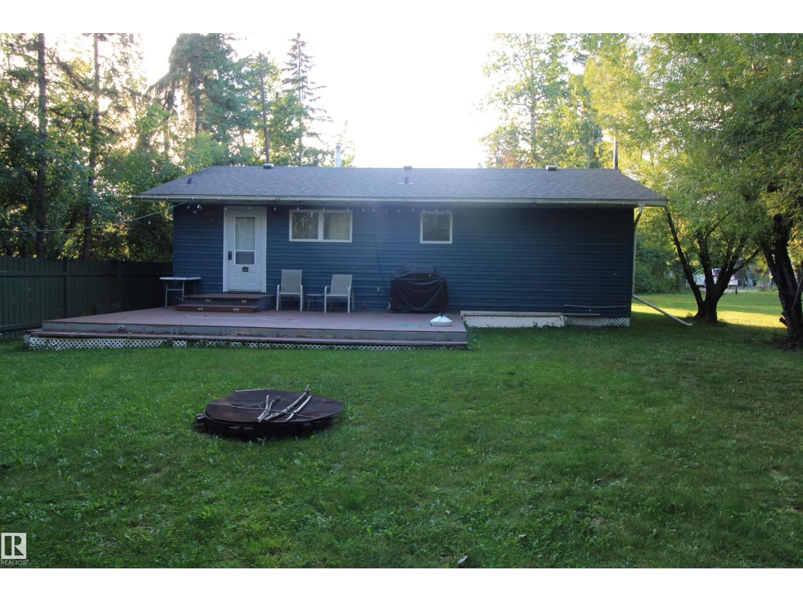 952 9 St, Rural Lac Ste. Anne County, Alberta  T0E 1A0 - Photo 21 - E4509923
