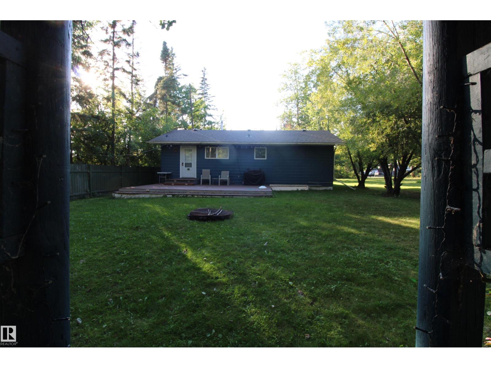 952 9 St, Rural Lac Ste. Anne County, Alberta  T0E 1A0 - Photo 32 - E4509923
