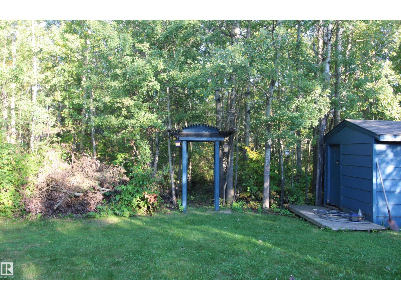 952 9 St, Rural Lac Ste. Anne County, Alberta  T0E 1A0 - Photo 38 - E4509923
