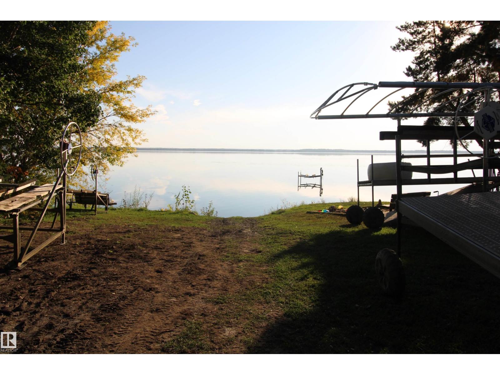 952 9 St, Rural Lac Ste. Anne County, Alberta  T0E 1A0 - Photo 43 - E4509923