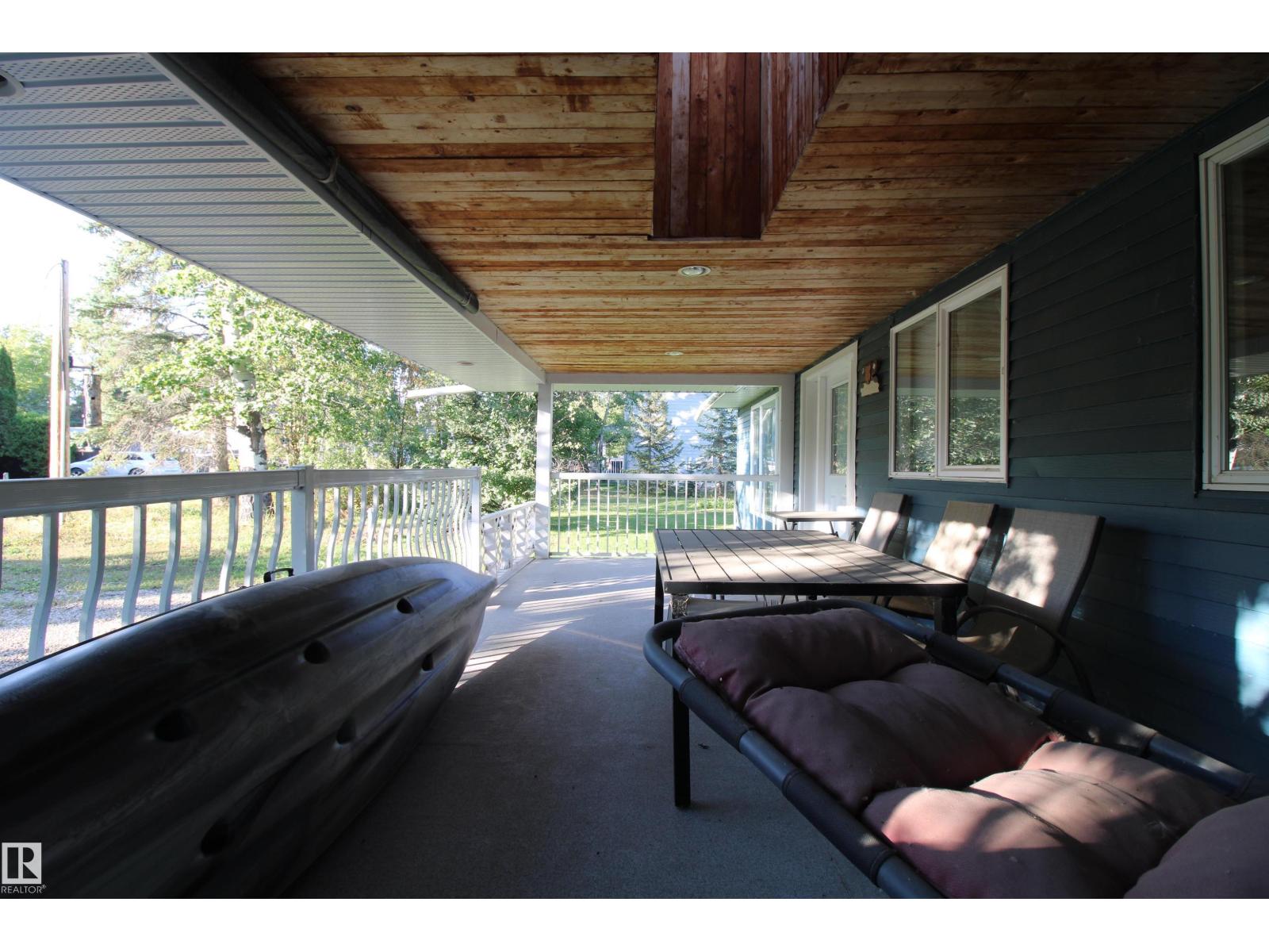 952 9 St, Rural Lac Ste. Anne County, Alberta  T0E 1A0 - Photo 6 - E4509923