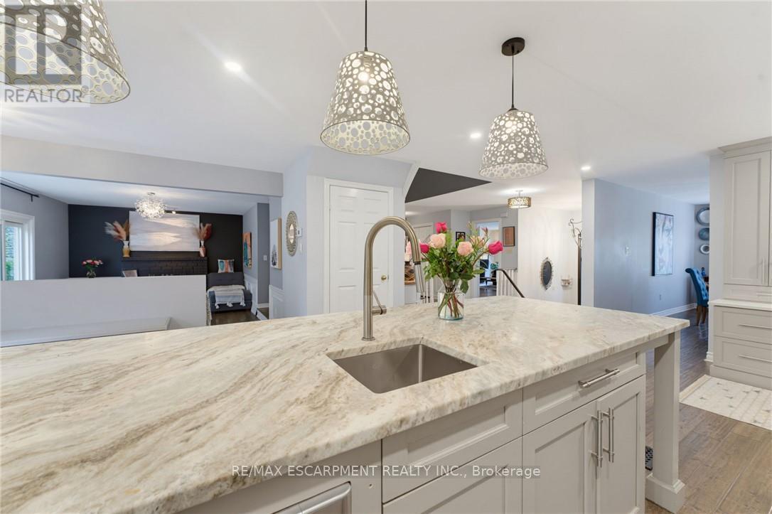 28 Seymour Drive, Hamilton, Ontario  L9G 4N1 - Photo 11 - X13816922