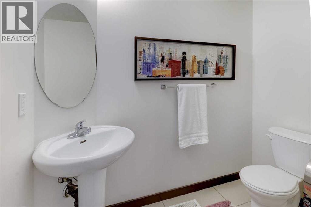 5 Covecreek Mews NE