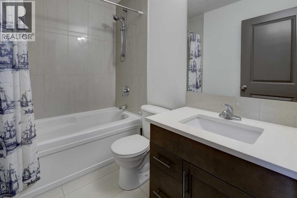 5 Covecreek Mews NE