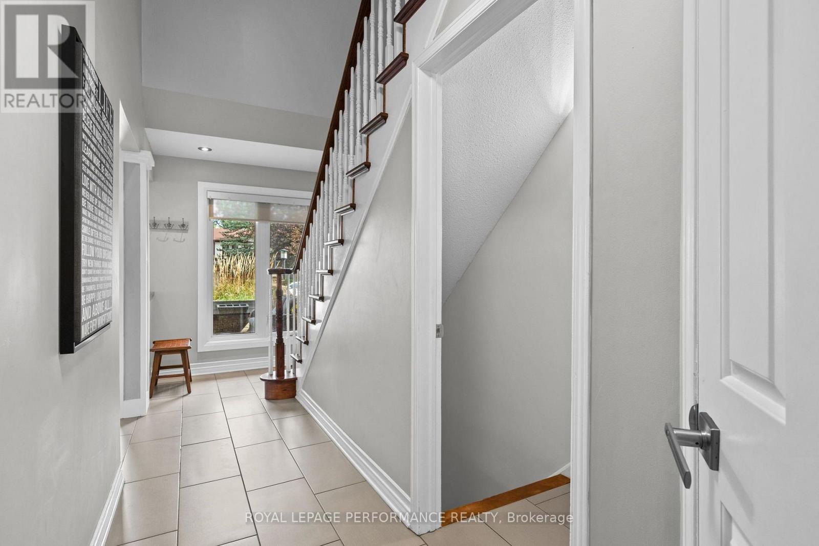 550 Foxview Place, Ottawa, Ontario  K1K 4C4 - Photo 20 - X13816986