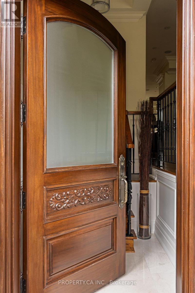 175 Snowdon Avenue, Toronto, Ontario  M4N 2B1 - Photo 2 - C13816960