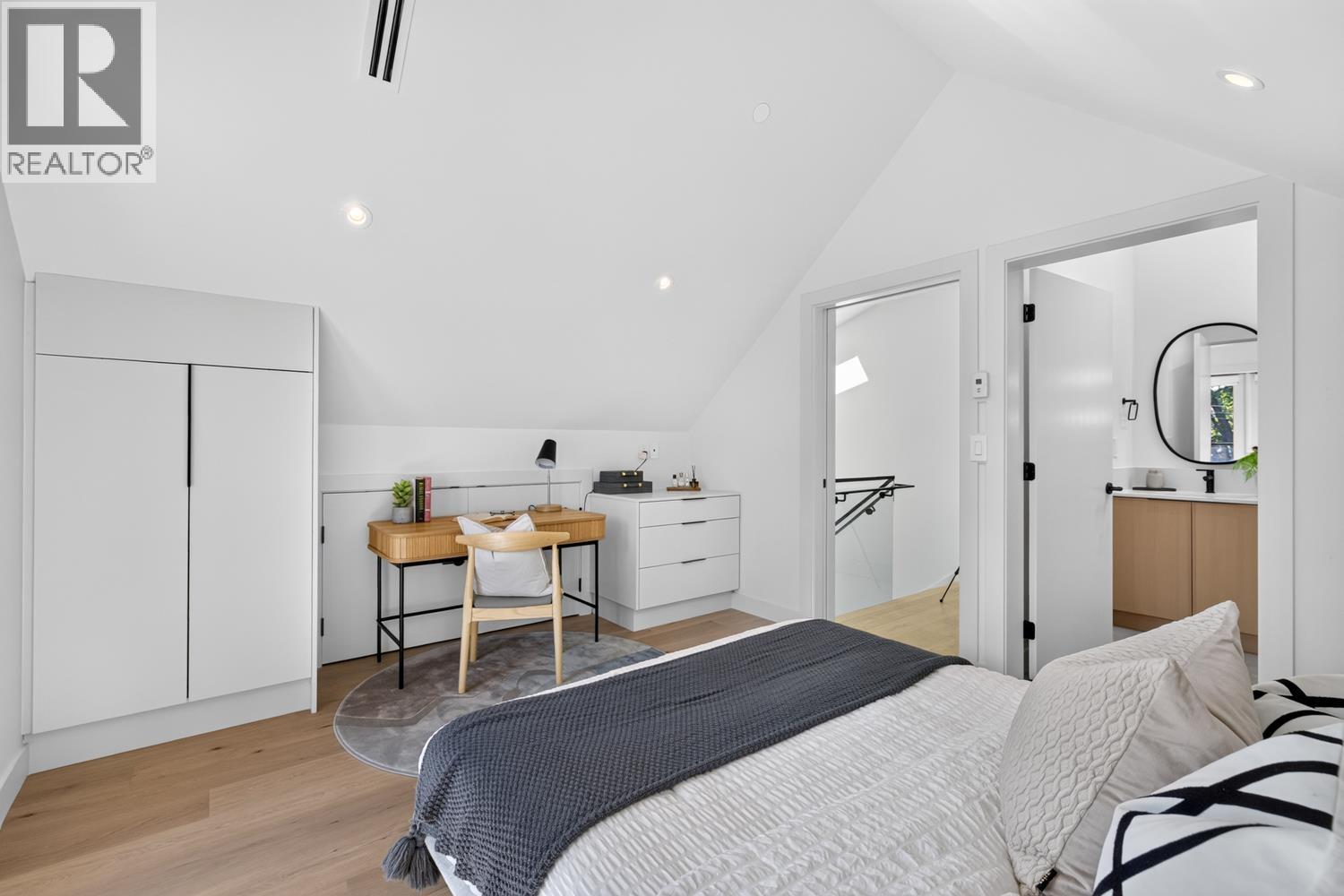 2 58 E 40th Avenue, Vancouver, British Columbia  V5W 1L4 - Photo 38 - R3168619