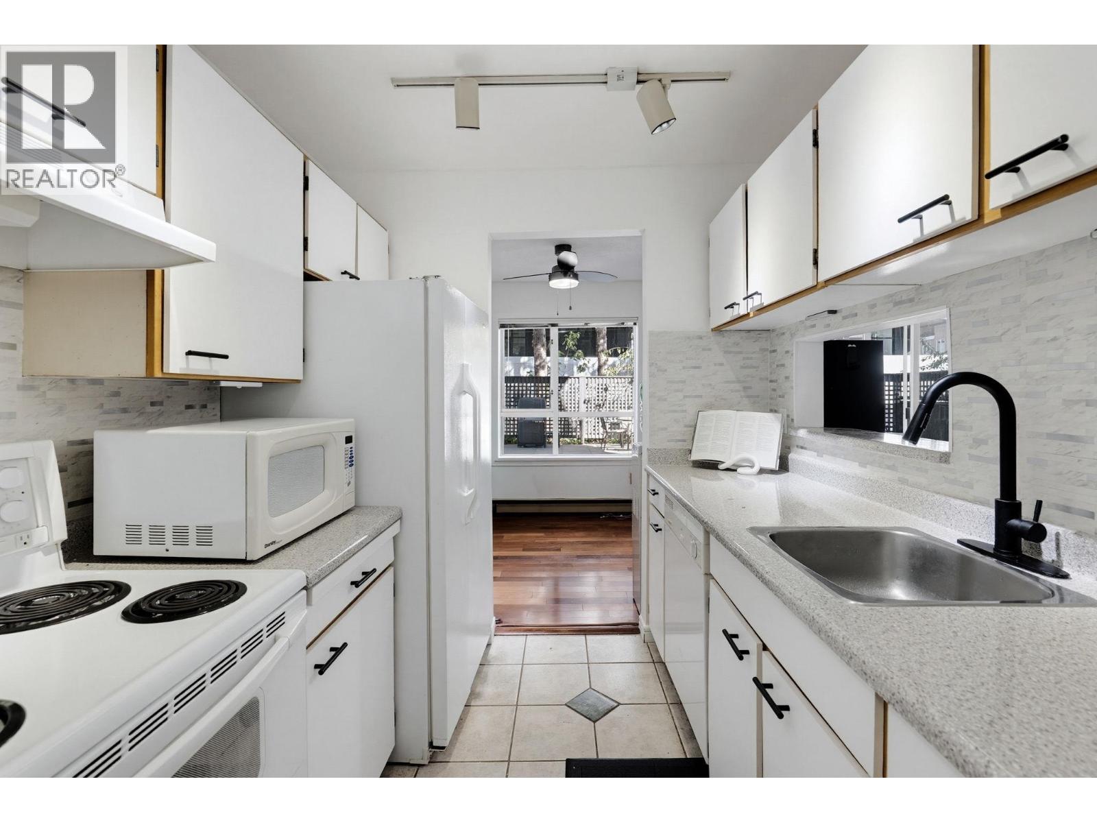 104 555 W 14th Avenue, Vancouver, British Columbia V5Z 4G8 - Photo 5 - R3168647