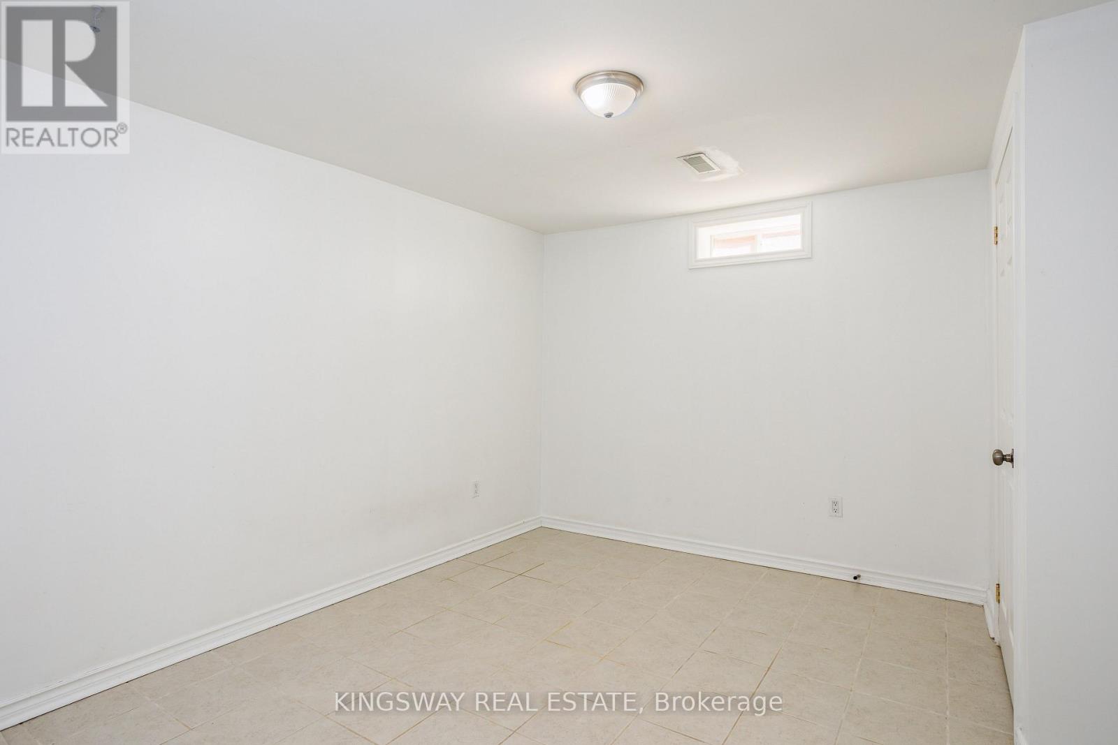 57 Lancer Drive, Vaughan, Ontario  L6A 1C9 - Photo 2 - N13816962