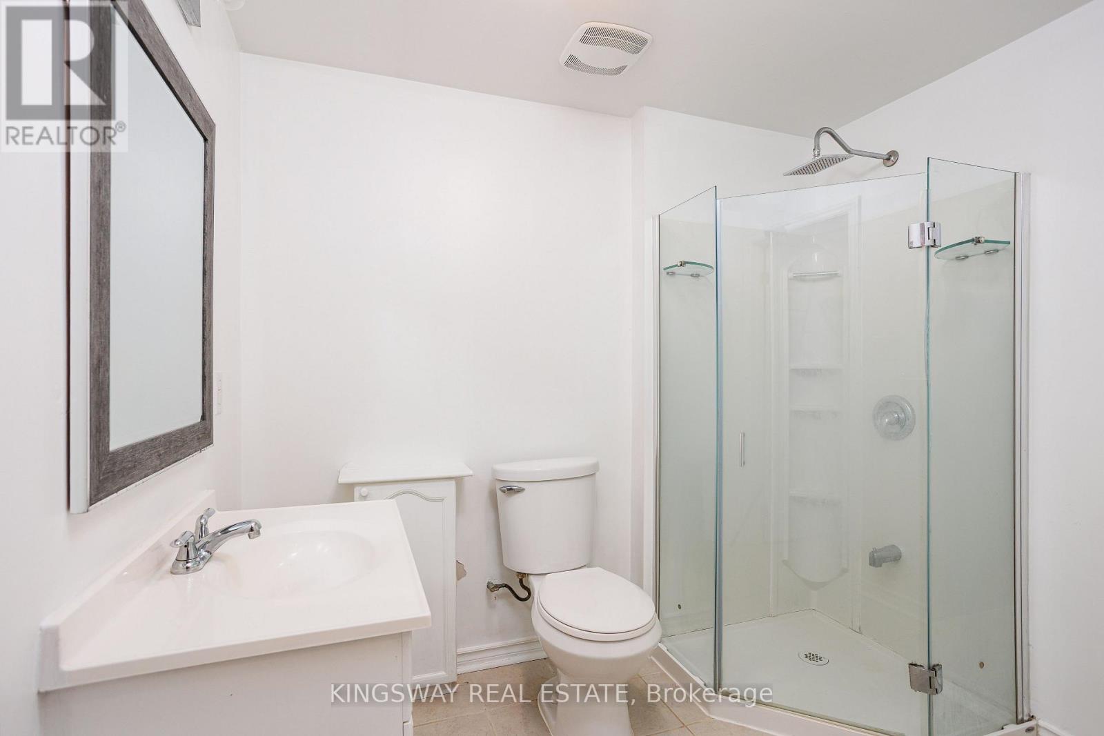 57 Lancer Drive, Vaughan, Ontario  L6A 1C9 - Photo 3 - N13816962