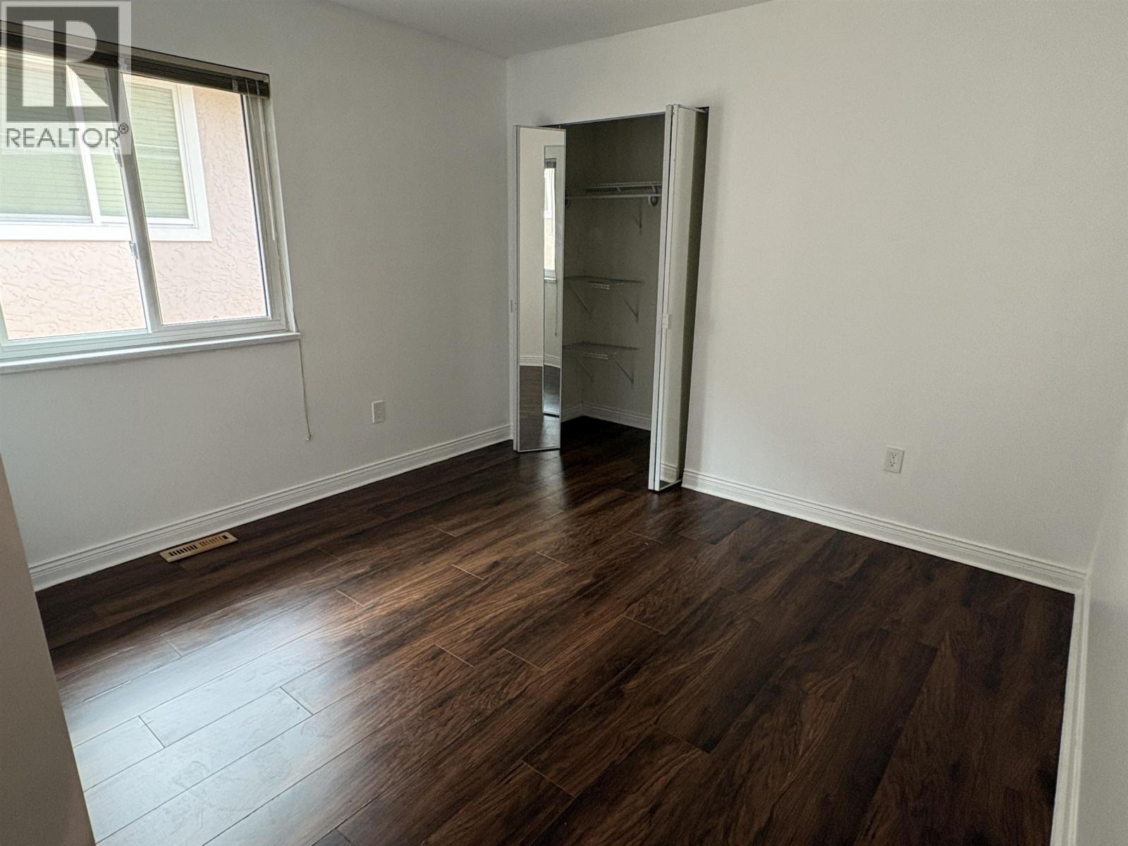 12150 Chestnut Crescent, Pitt Meadows, British Columbia  V3Y 2C6 - Photo 3 - R3168445