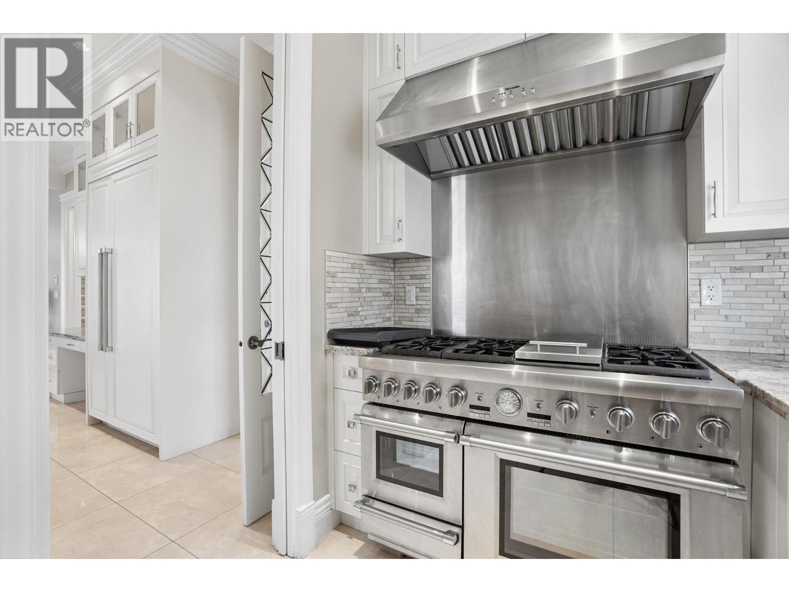 5807 Cree Street, Vancouver, British Columbia  V5W 2V8 - Photo 11 - R3168561