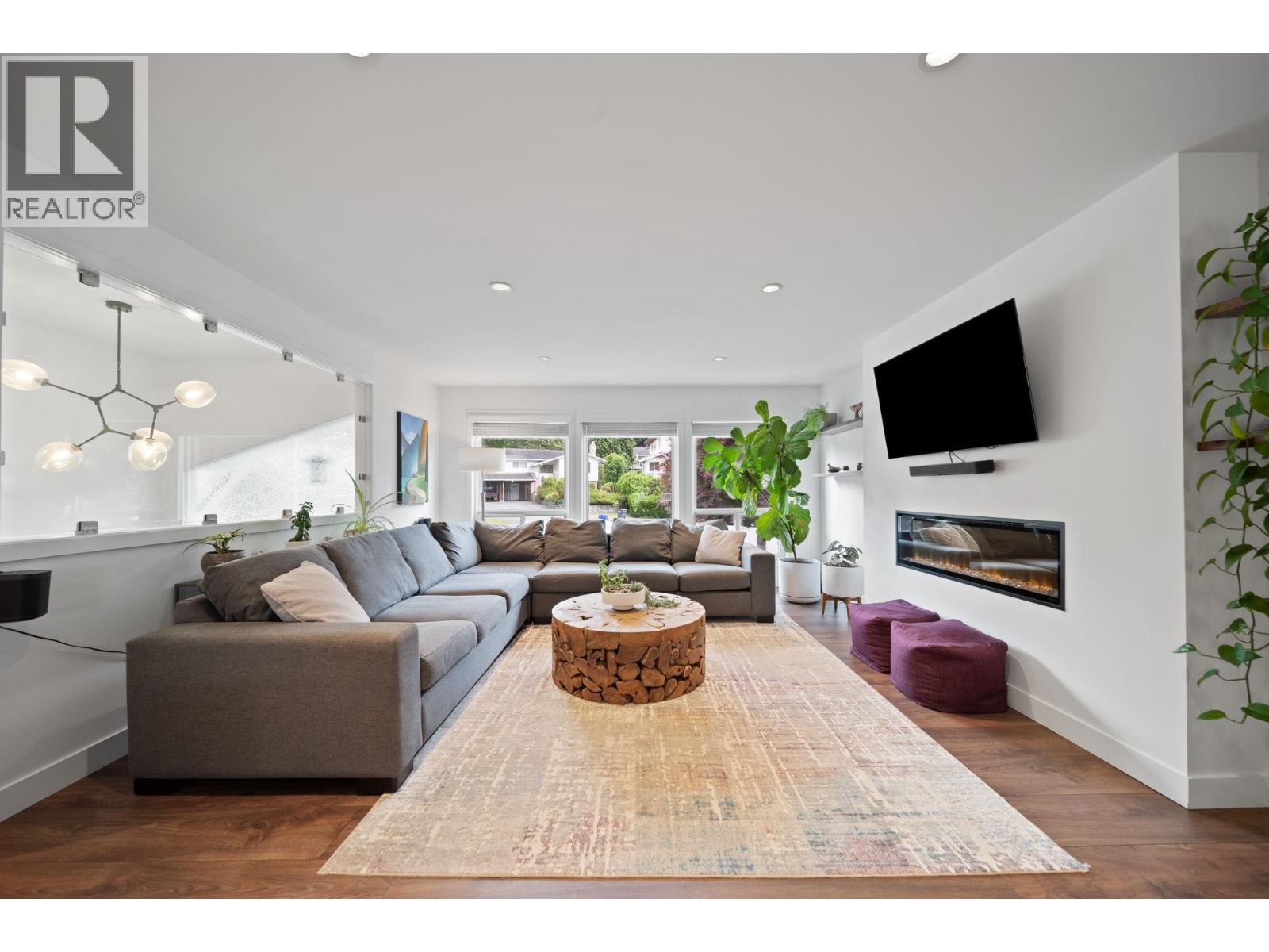 2519 Channel Court, Coquitlam, British Columbia  V3H 3E5 - Photo 3 - R3168611