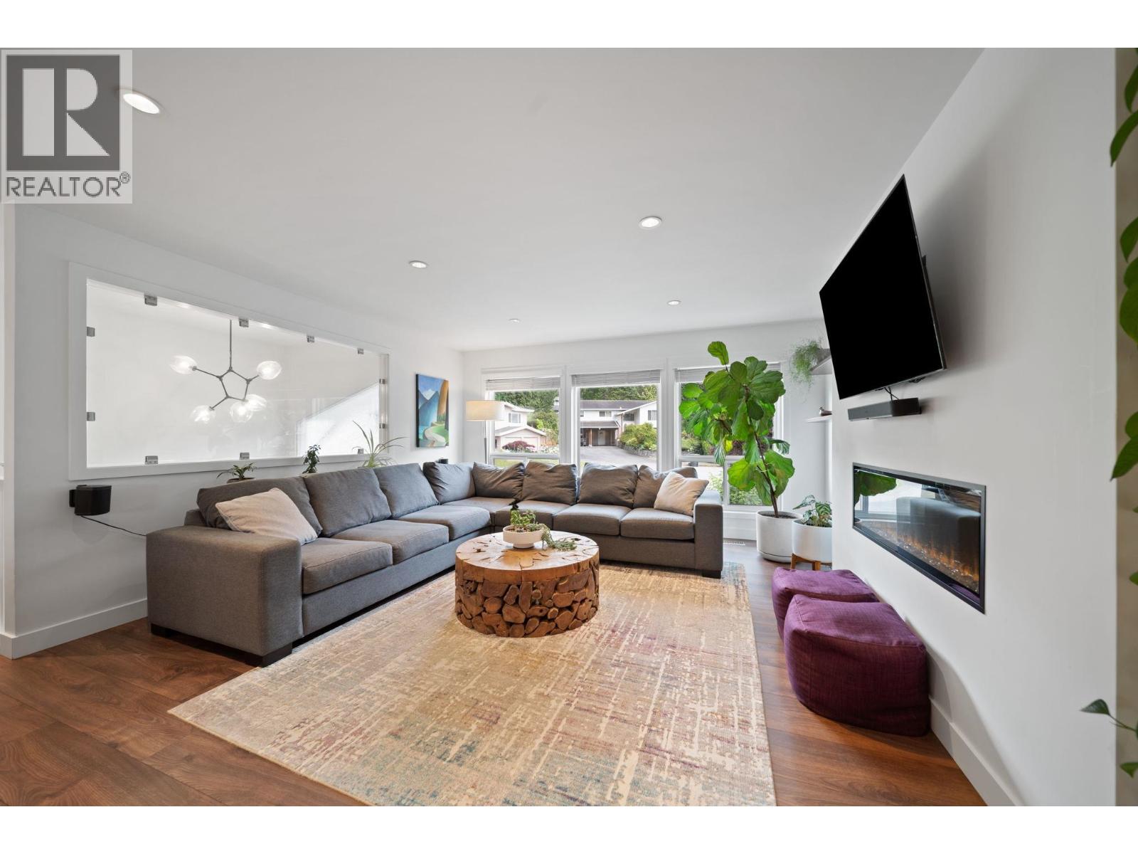 2519 Channel Court, Coquitlam, British Columbia  V3H 3E5 - Photo 4 - R3168611