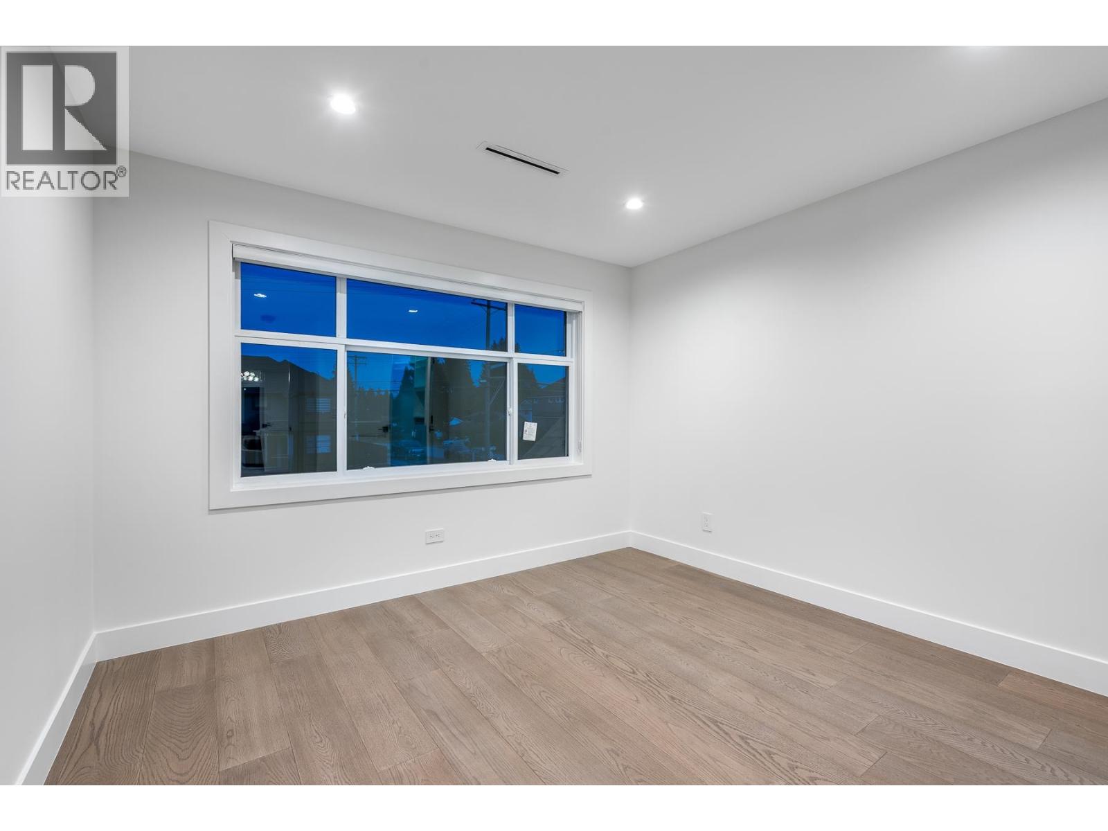 730 Schoolhouse Street, Coquitlam, British Columbia  V3J 5R9 - Photo 32 - R3168641