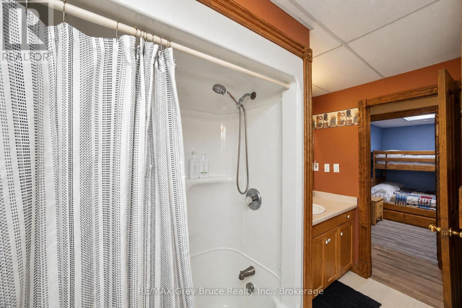 162066 A Line, Georgian Bluffs, Ontario  N4K 5N7 - Photo 29 - X13816984