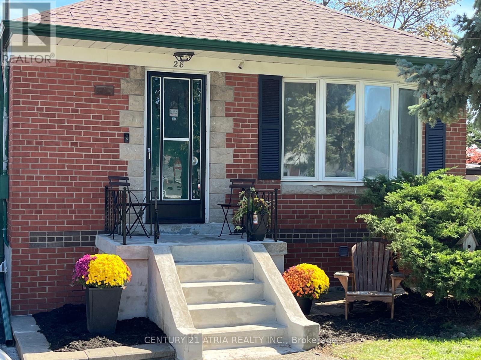BSMT - 28 WILLOWHURST CRESCENT, Toronto, Ontario